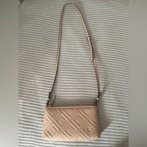 ✨Tory Burch purse✨